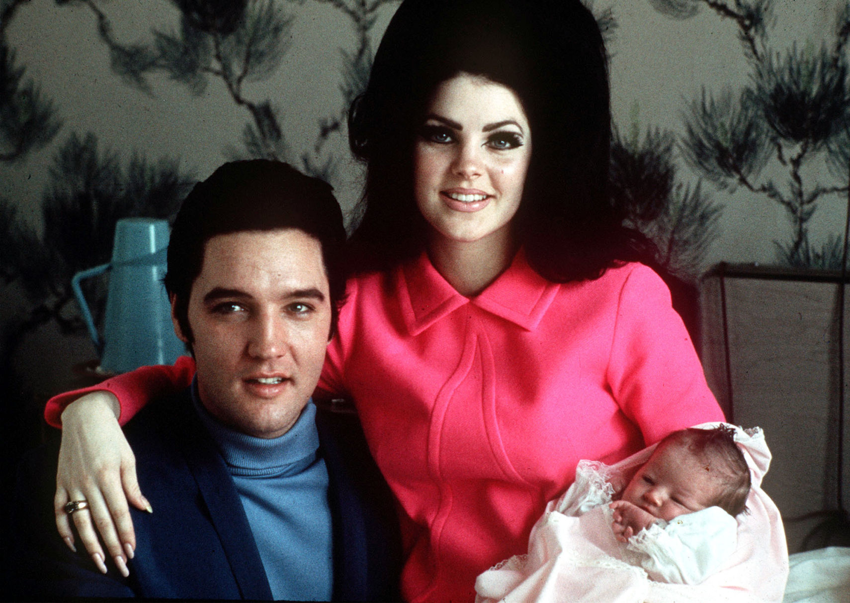 1968: ELVIS, PRISCILLA, LISA MARIE